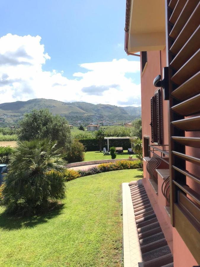 Villa Laregina Гризолия Екстериор снимка